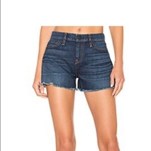 Gemma mid rise cut off short